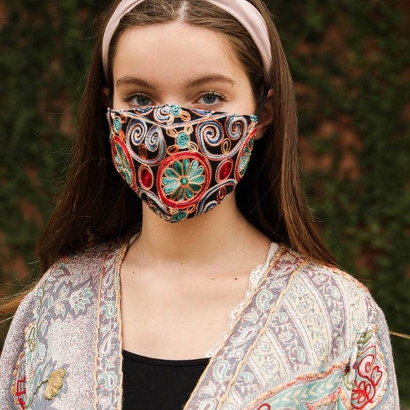 Floral Pattern Embroidered Face Mask - Picture 2 of 7